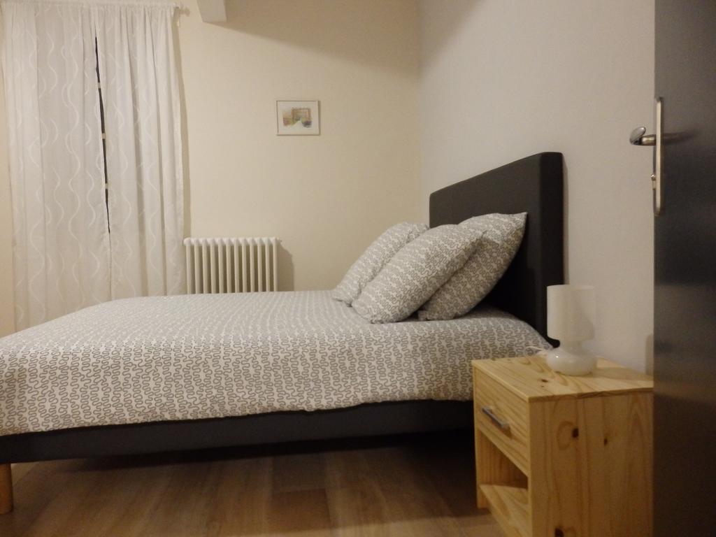 Le Merlanson Chambres D'Hotes Bez-et-Esparon Экстерьер фото